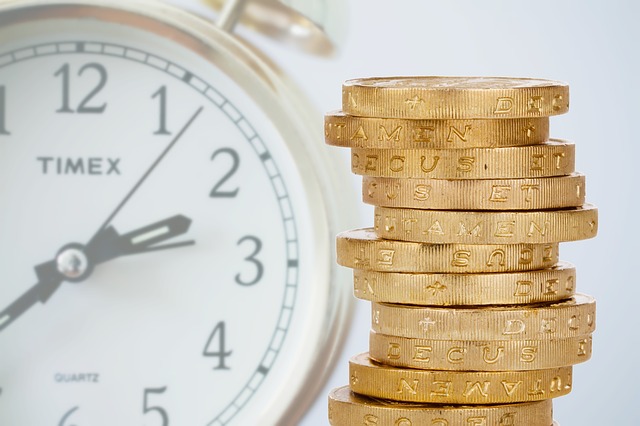 Porovnání rizik a výnosů ve světě investic